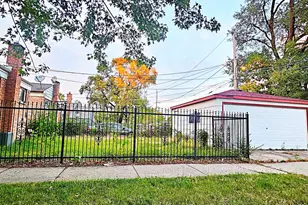 11425 S Elizabeth St, Chicago, IL 60643 - Photo 2