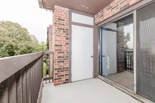 1504 Woodbridge Rd, Joliet, IL 60436 - Photo 10