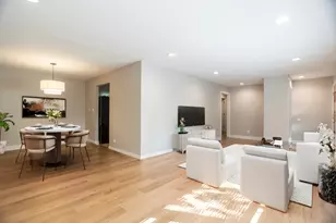 2011 Cleveland St, Evanston, IL 60202 - Photo 4