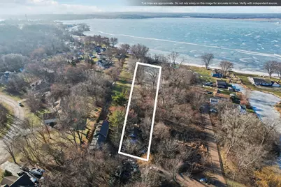 26280 W Channel Avenue, Antioch, IL 60002 - Photo 2