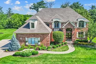 675 Oak Ln, South Elgin, IL 60177 - Photo 4