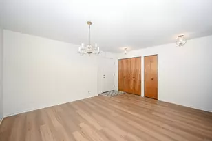 441 N Park Blvd, Glen Ellyn, IL 60137 - Photo 4