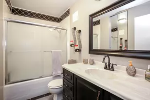 1415 E Central Rd, Arlington Heights, IL 60005 - Photo 8