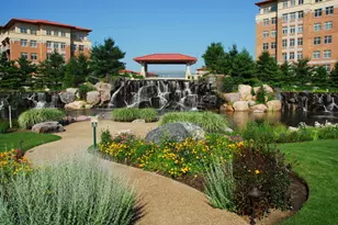 250 Violet Ln, Wheeling, IL 60090 - Photo 4