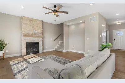 500 Prairie Meadows Drive, Heyworth, IL 61745 - Photo 8