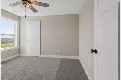 500 Prairie Meadows Drive, Heyworth, IL 61745 - Photo 32