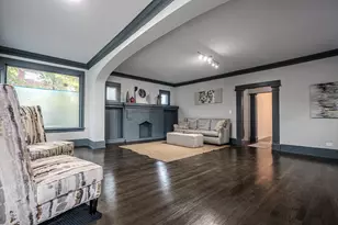 7345 S Bennett Ave, Chicago, IL 60649 - Photo 14