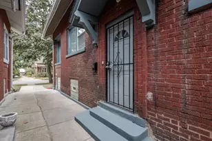 7345 S Bennett Ave, Chicago, IL 60649 - Photo 4