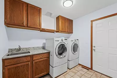 2401 Lakewood Drive, Champaign, IL 61822 - Photo 34