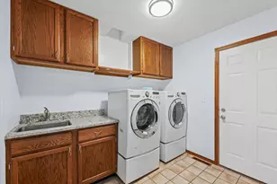 2401 Lakewood Dr, Champaign, IL 61822 - Photo 34