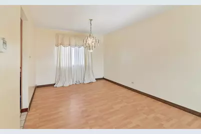 4485 Bayside Circle, Hoffman Estates, IL 60192 - Photo 6