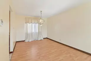 4485 Bayside Cir, Hoffman Estates, IL 60192 - Photo 6