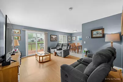 212 Village Creek Drive, Lake in the Hills, IL 60156 - Photo 8
