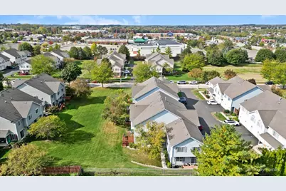 212 Village Creek Drive, Lake in the Hills, IL 60156 - Photo 38