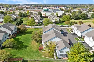 212 Village Creek Dr, Lake in the Hills, IL 60156 - Photo 38