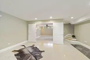 2042 W Warren Blvd, Chicago, IL 60612 - Photo 26