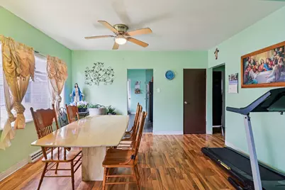 796 Parkway Avenue, Elgin, IL 60120 - Photo 6