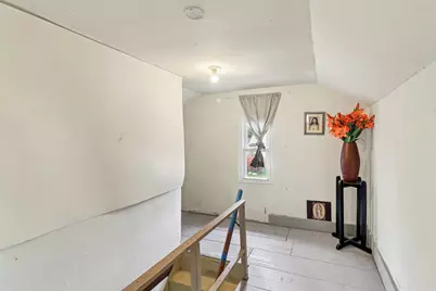 796 Parkway Avenue, Elgin, IL 60120 - Photo 18