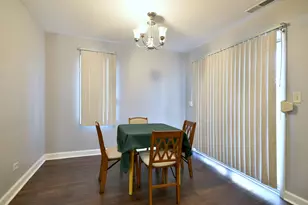 9831 S Karlov Ave, Oak Lawn, IL 60453 - Photo 10