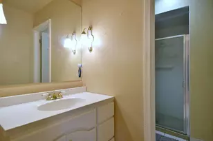 9831 S Karlov Ave, Oak Lawn, IL 60453 - Photo 16