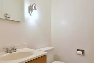 9831 S Karlov Ave, Oak Lawn, IL 60453 - Photo 14