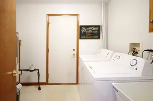 226 W Park Ave, Sugar Grove, IL 60554 - Photo 18