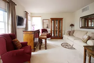 226 W Park Ave, Sugar Grove, IL 60554 - Photo 6