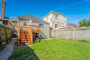 13223 S Buffalo Ave, Chicago, IL 60633 - Photo 22