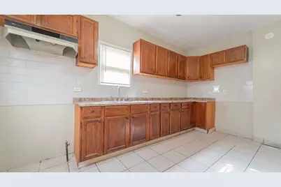 13223 S Buffalo Avenue, Chicago, IL 60633 - Photo 4
