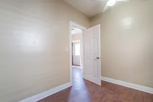 13223 S Buffalo Ave, Chicago, IL 60633 - Photo 10