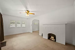 711 Garfield Ave, Belvidere, IL 61008 - Photo 4