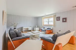 10927 S Circle Dr, Palos Hills, IL 60465 - Photo 16