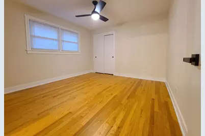 7025 W 84th Street, Burbank, IL 60459 - Photo 24