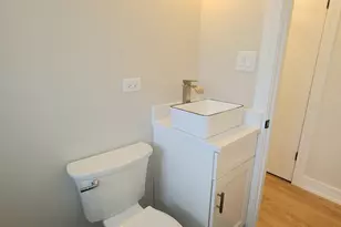 7025 W 84th St, Burbank, IL 60459 - Photo 22
