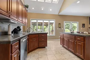 24412 W Park River Ln, Shorewood, IL 60404 - Photo 12