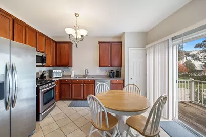 294 Comstock Drive #294, Elgin, IL 60124 - Photo 6