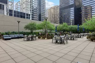 222 N Columbus Dr, Chicago, IL 60601 - Photo 22