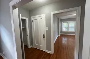 4129 W Barry Ave, Chicago, IL 60641 - Photo 4