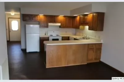 3811 Pine Ridge, Quincy, IL 62305 - Photo 6