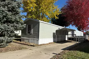 16 W Wasson Rd, Amboy, IL 61310 - Photo 2