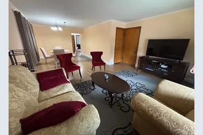 5354 W Montrose Avenue, Chicago, IL 60641 - Photo 6