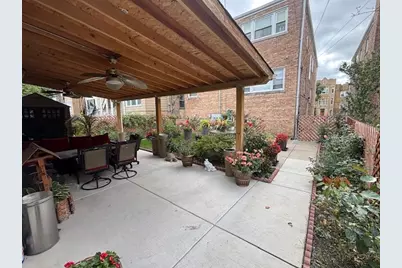 5354 W Montrose Avenue, Chicago, IL 60641 - Photo 24