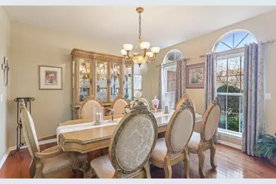 18466 W Springwood Drive, Grayslake, IL 60030 - Photo 12