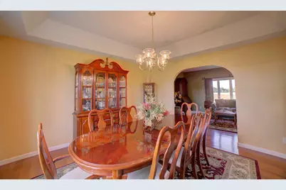 23 Cedarwood Drive, Watseka, IL 60970 - Photo 10