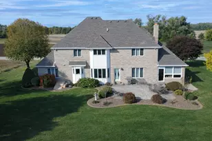 23 Cedarwood Dr, Watseka, IL 60970 - Photo 4