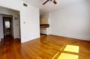 4653 N Malden St, Chicago, IL 60640 - Photo 2