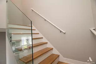 1203 W Superior St, Chicago, IL 60642 - Photo 26