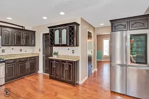 239 Barrington Ln, Bourbonnais, IL 60914 - Photo 10