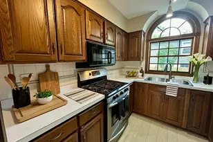 0N042 Nepil Ave, Wheaton, IL 60187 - Photo 12