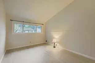 9413 Meadow Ln, Des Plaines, IL 60016 - Photo 14